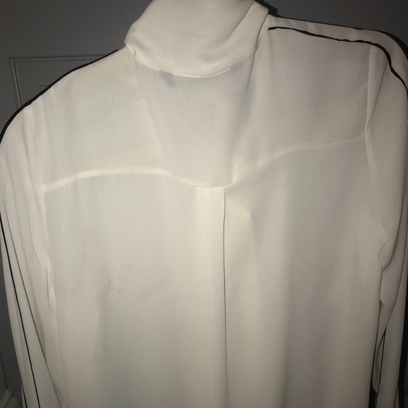 zara white button-up blouse - Picture 2 of 4